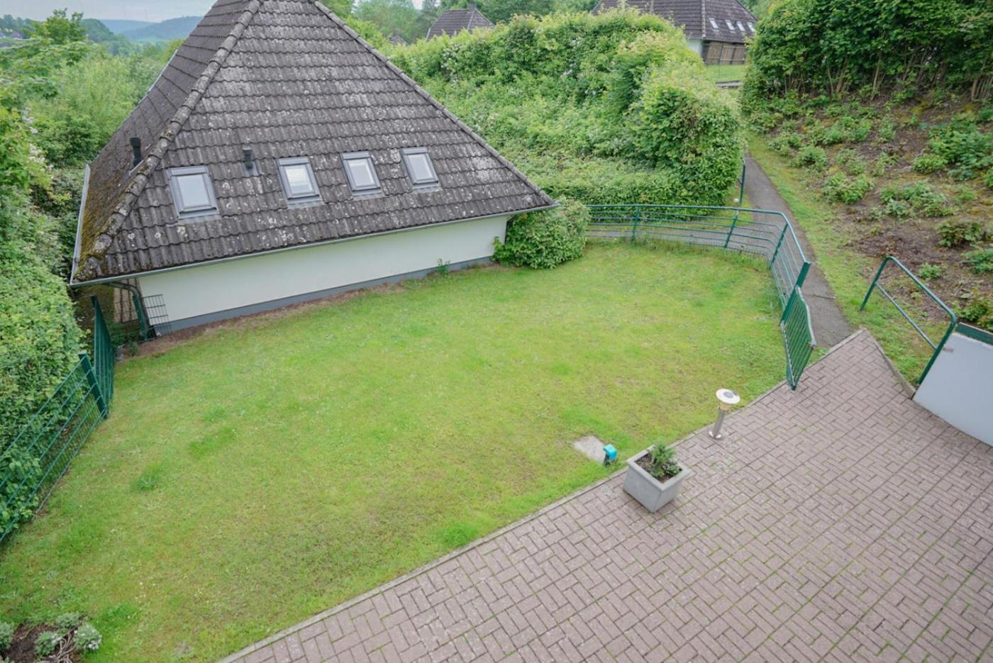 Fh "Baeren Ecke" Am See Im Hessischen Bergland Kirchheim  Exterior photo